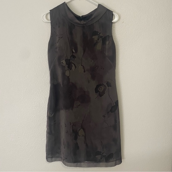Dresses & Skirts - Gorgeous Moody Dress